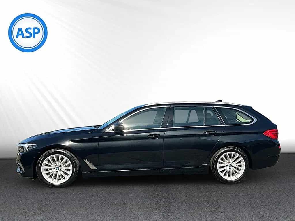 BMW 520 d Touring Steptronic Luxury LED PANO HUD NAVI 06/2019-photo-6