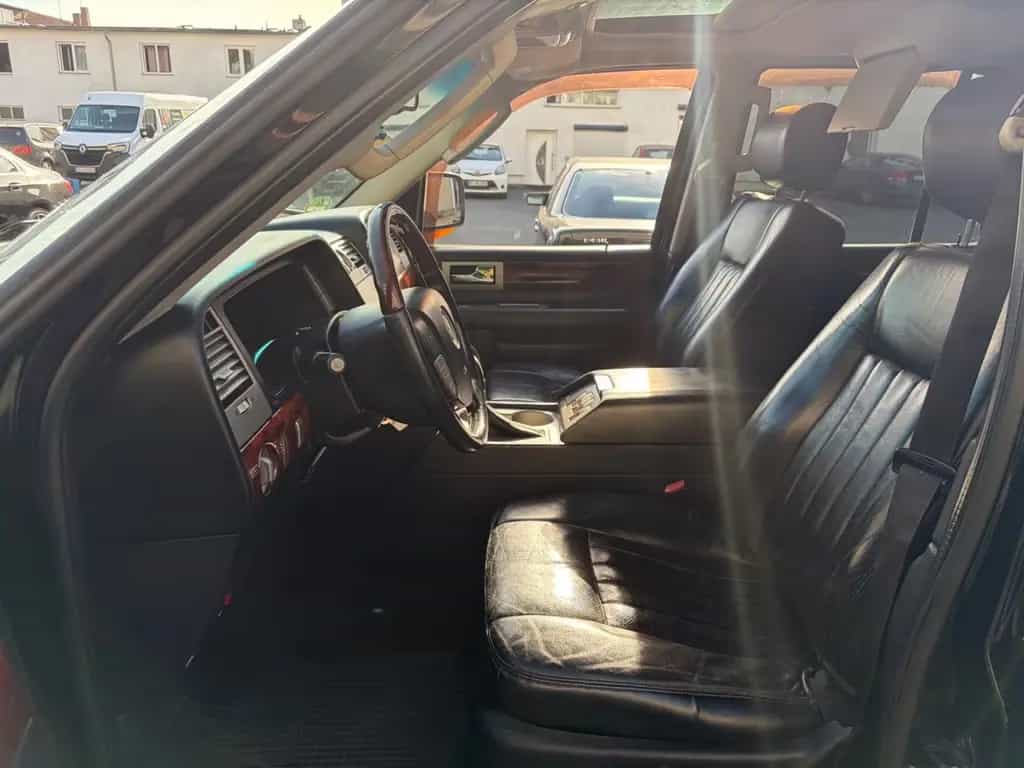 Lincoln Navigator 5.4L V8 7Sitzer LPG Gas 07/2003-photo-9