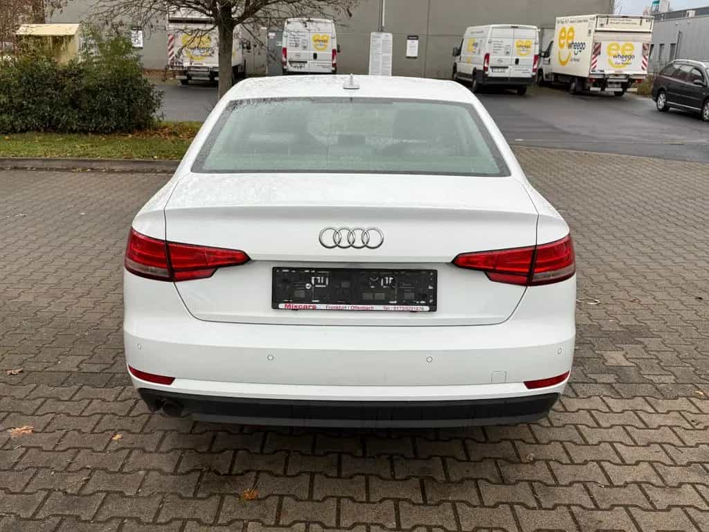 Audi A4 Lim. 1.4 TFSI 16V ACT*GR.NAVI*BI.XEN*PDC*AHK* 02/2018-photo-24