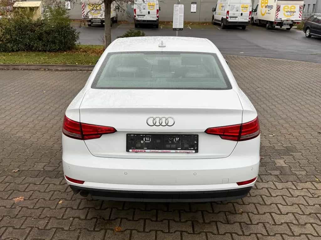 Audi A4 Lim. 1.4 TFSI 16V ACT*GR.NAVI*BI.XEN*PDC*AHK* 02/2018-photo-30