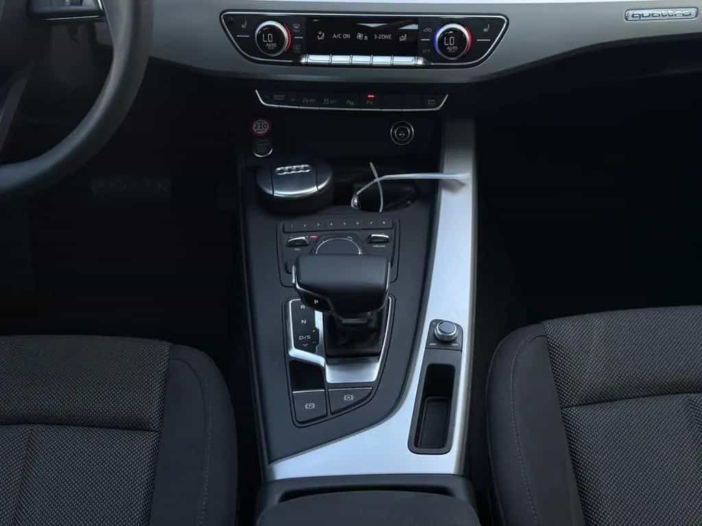 Audi A4 Lim. quattro*1.HD*SCHECKHEFT AUDI*8-FACH* 05/2016-photo-17