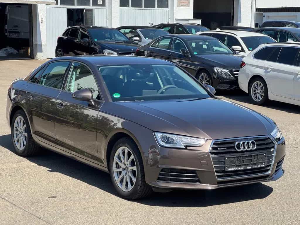 Audi A4 Lim. quattro*1.HD*SCHECKHEFT AUDI*8-FACH* 05/2016-photo-3