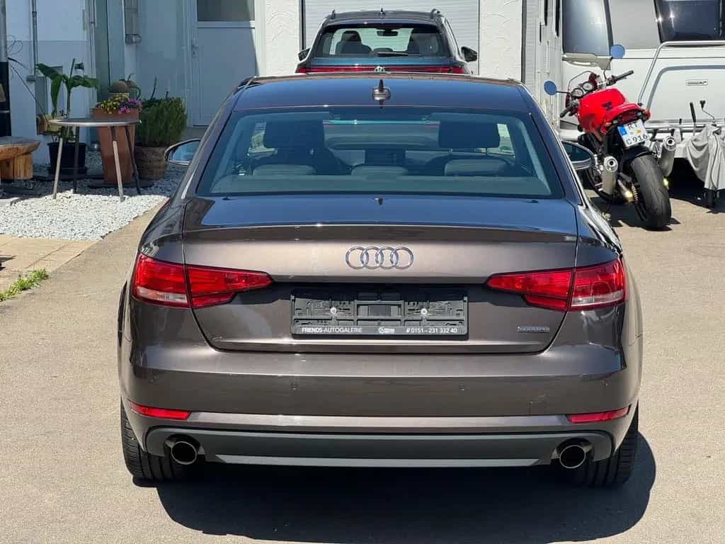 Audi A4 Lim. quattro*1.HD*SCHECKHEFT AUDI*8-FACH* 05/2016-photo-6