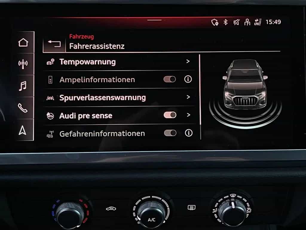 Audi Q3 35 2,0 TDI AUTOM. NAVI LED VIRTUAL GARANTIE 08/2022-photo-48
