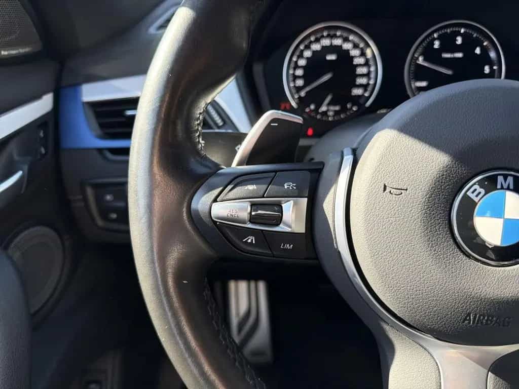 BMW X1 xDrive20d Sportpaket Bluetooth HUD Navi LED 10/2019-photo-17