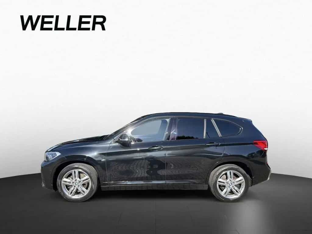 BMW X1 xDrive20d Sportpaket Bluetooth HUD Navi LED 10/2019-photo-3
