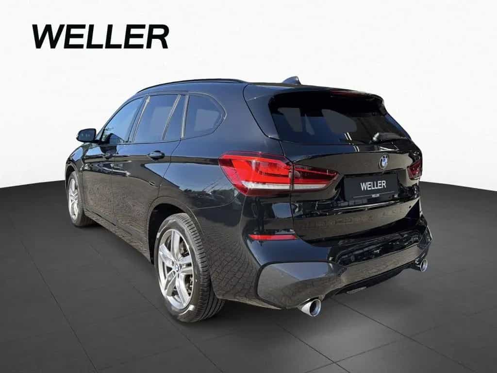 BMW X1 xDrive20d Sportpaket Bluetooth HUD Navi LED 10/2019-photo-4
