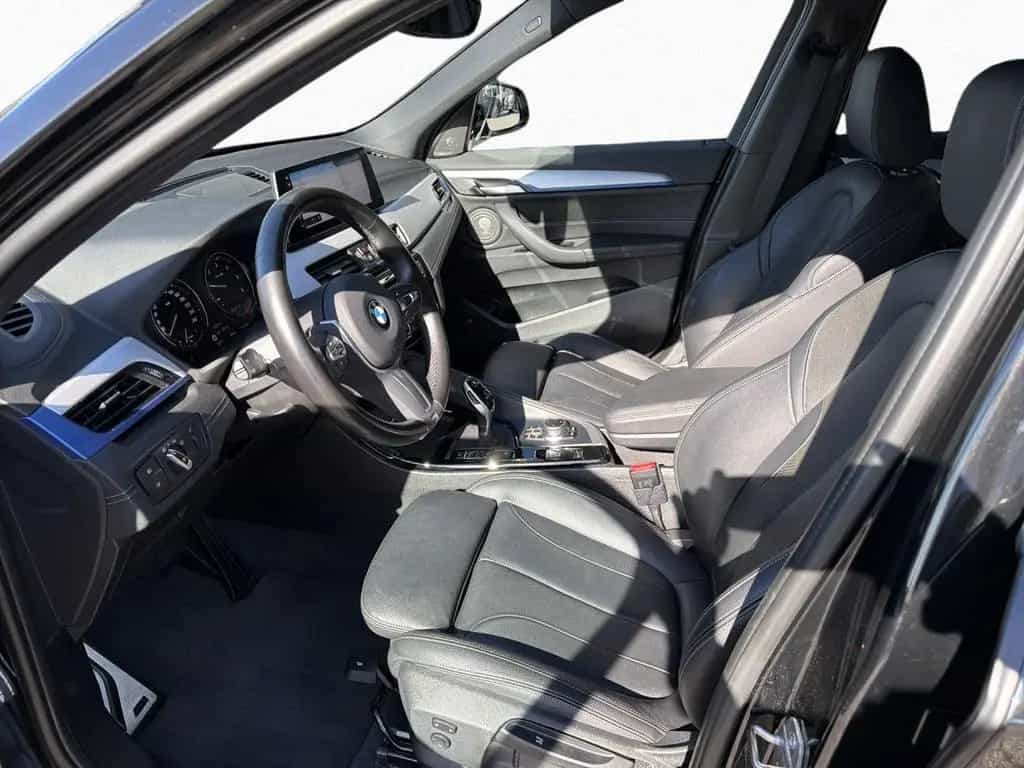 BMW X1 xDrive20d Sportpaket Bluetooth HUD Navi LED 10/2019-photo-9