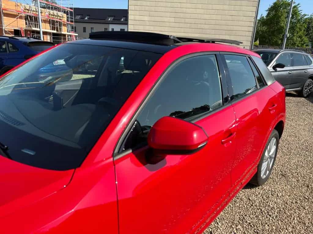 Audi Q2 1,4i Sport-150PS+Pano+Navi+abn. AHK+ 02/2018-photo-14