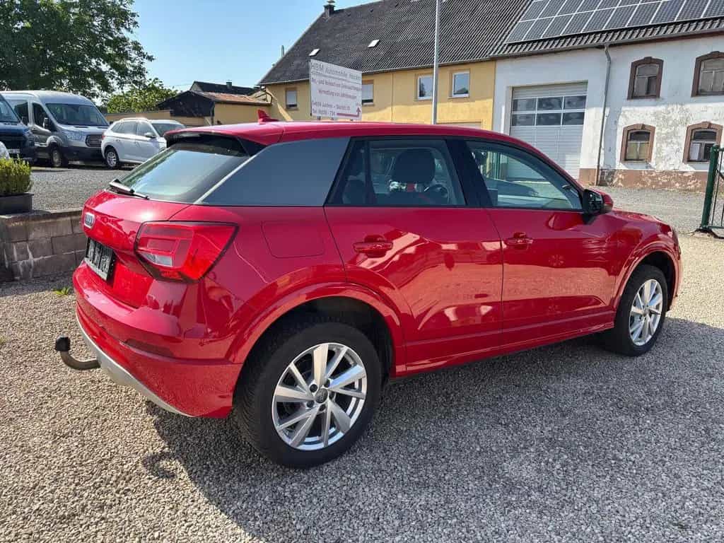 Audi Q2 1,4i Sport-150PS+Pano+Navi+abn. AHK+ 02/2018-photo-16
