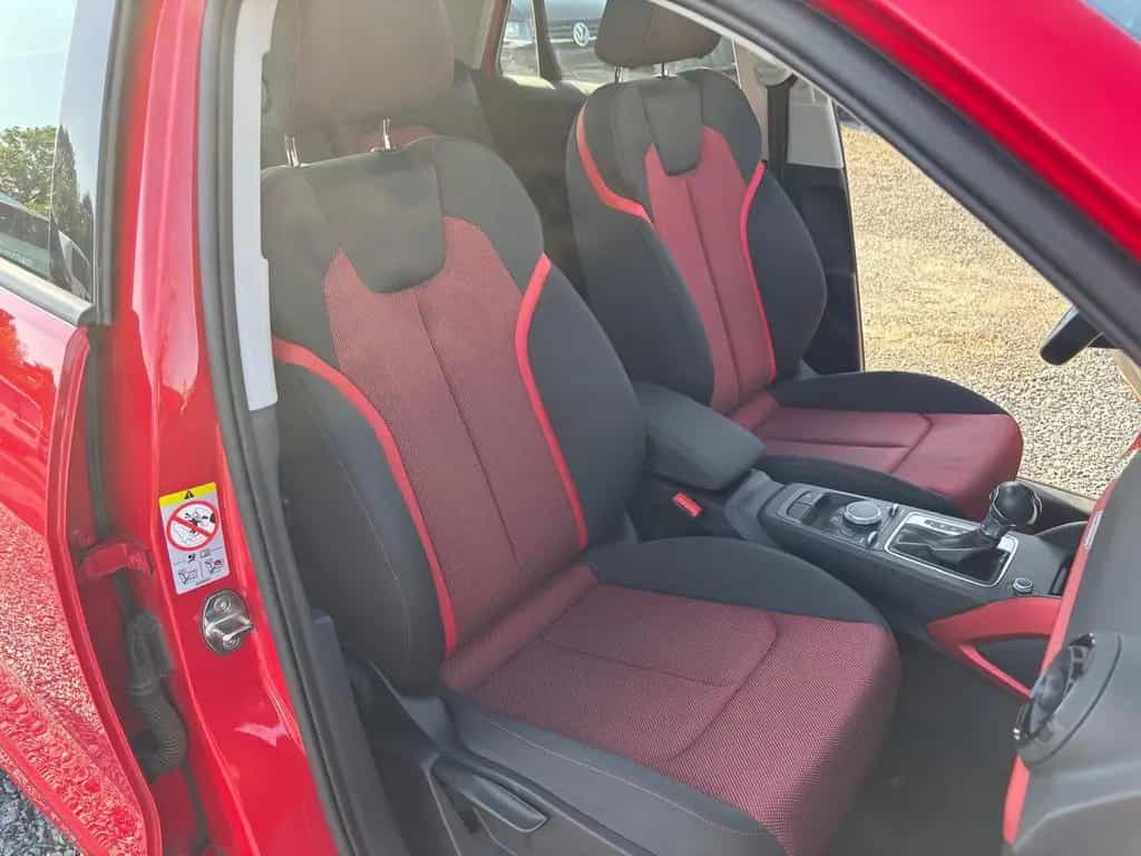 Audi Q2 1,4i Sport-150PS+Pano+Navi+abn. AHK+ 02/2018-photo-27