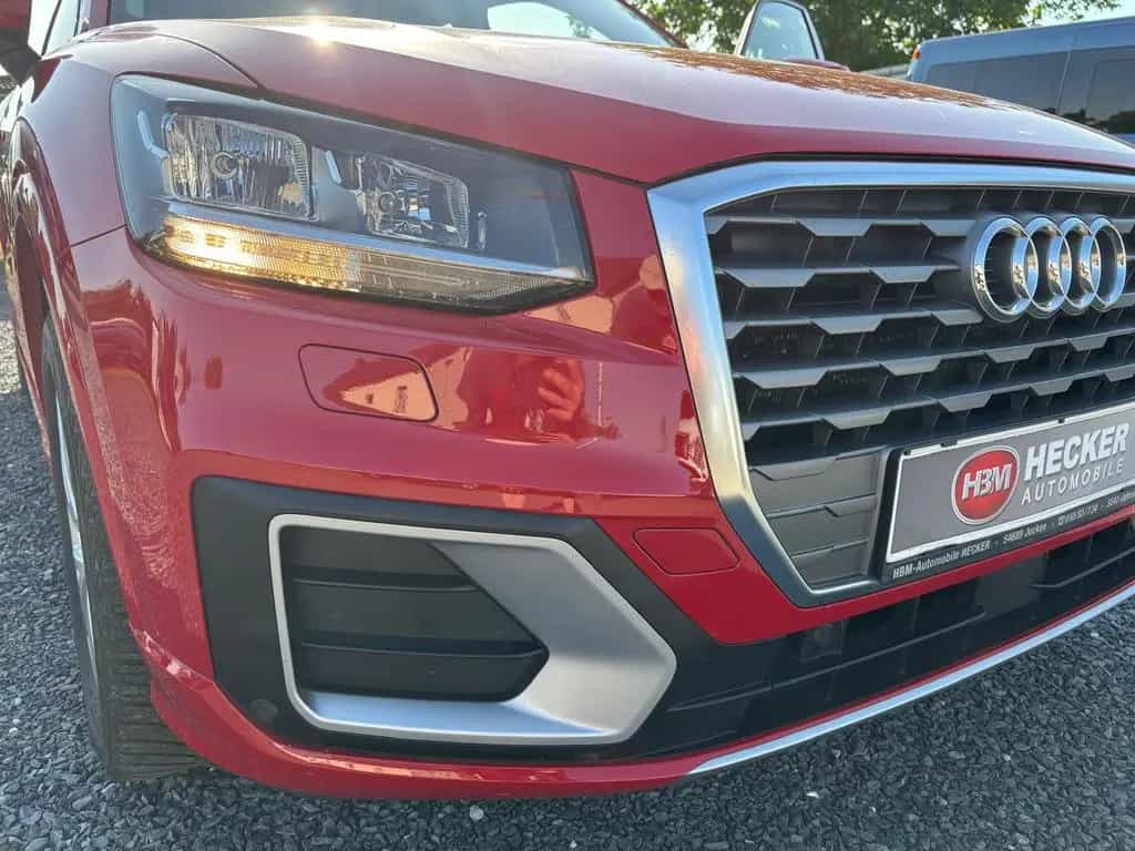 Audi Q2 1,4i Sport-150PS+Pano+Navi+abn. AHK+ 02/2018-photo-29
