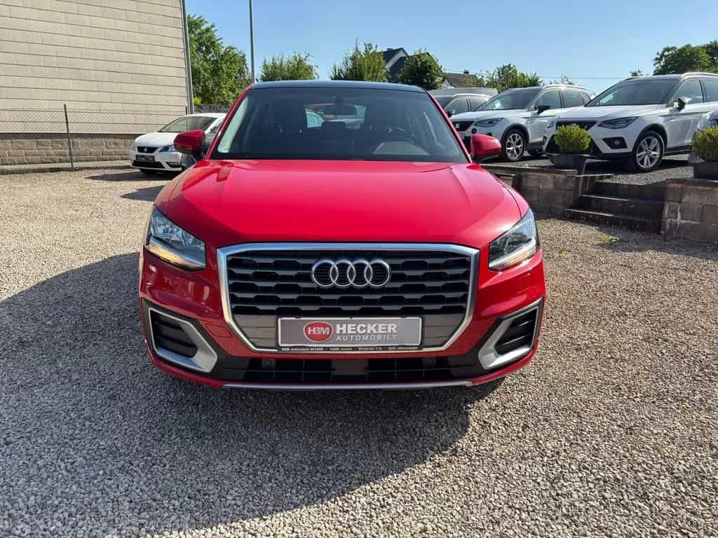 Audi Q2 1,4i Sport-150PS+Pano+Navi+abn. AHK+ 02/2018-photo-3