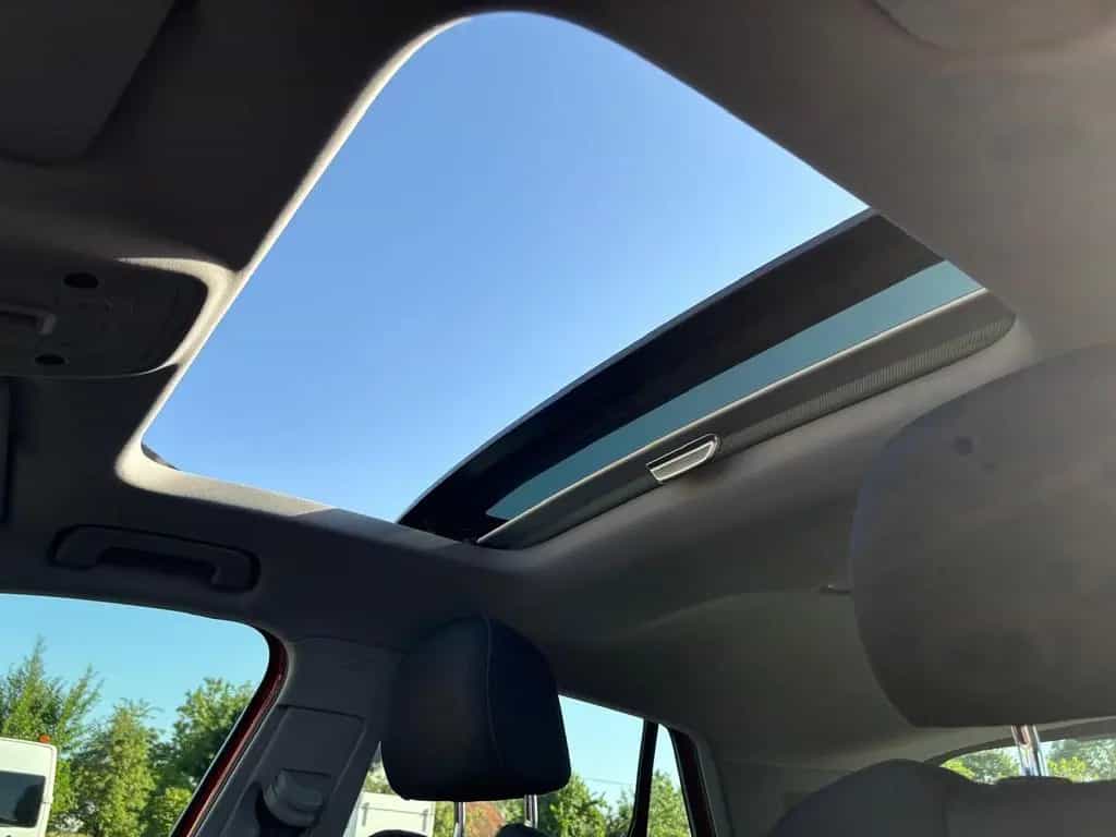 Audi Q2 1,4i Sport-150PS+Pano+Navi+abn. AHK+ 02/2018-photo-30