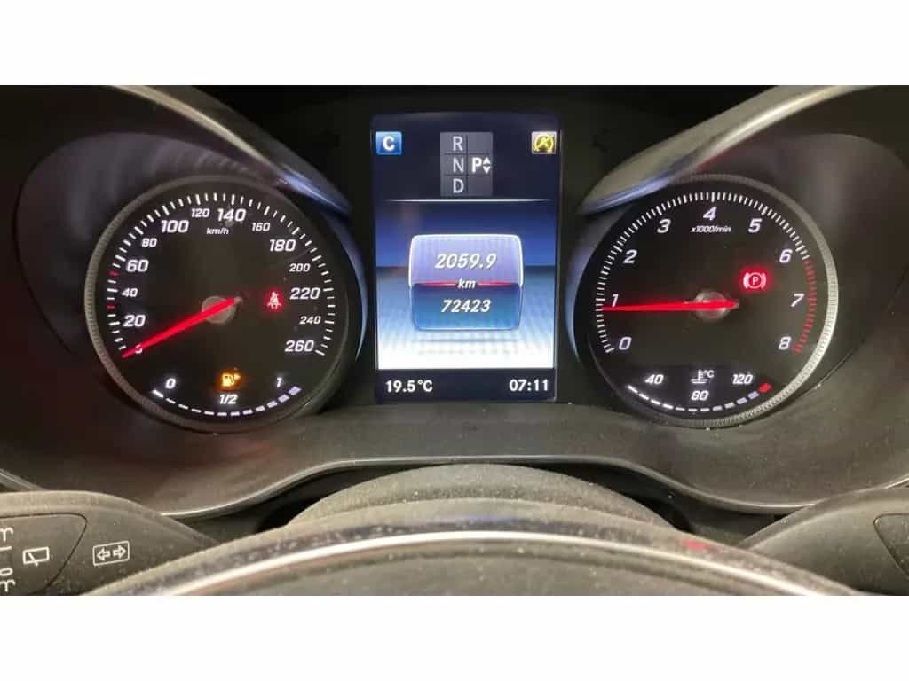 Mercedes-Benz GLC 250 4Matic 9G AMG LED Panorama *Garantie* 11/2018-photo-11