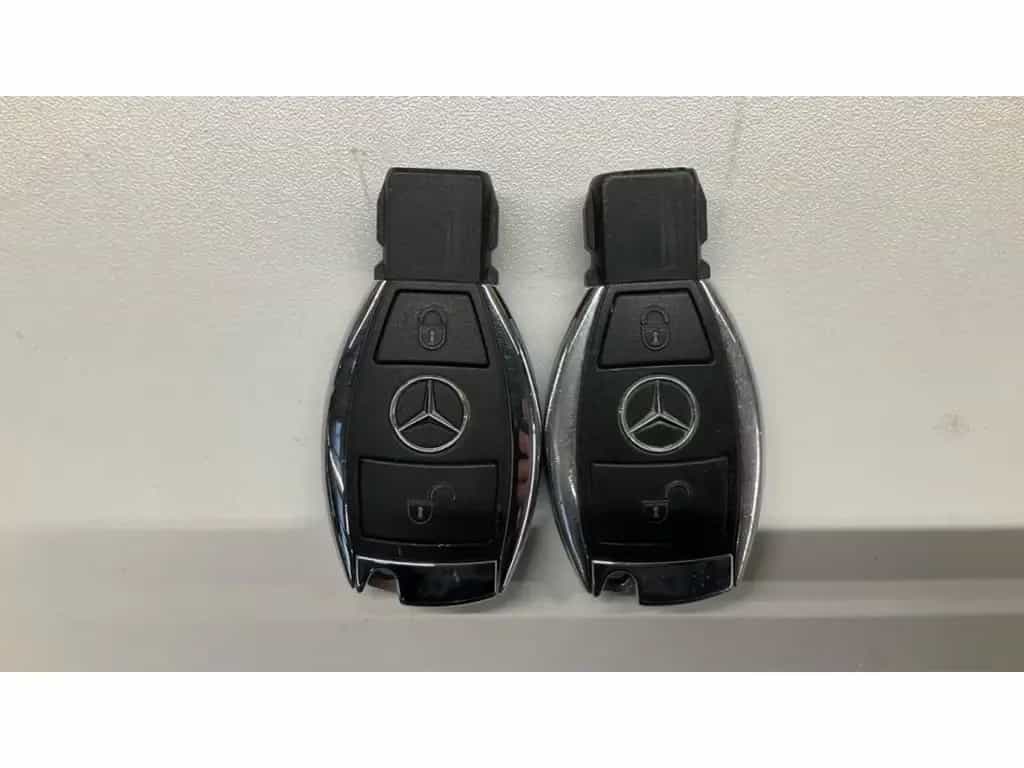 Mercedes-Benz GLC 250 4Matic 9G AMG LED Panorama *Garantie* 11/2018-photo-14
