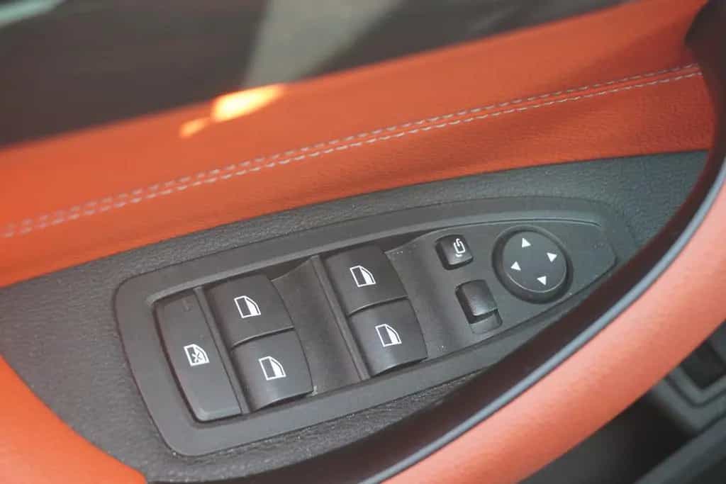 BMW X2 xDrive20i M Sport LED Navi Kamera DAB AHK 10/2018-photo-27