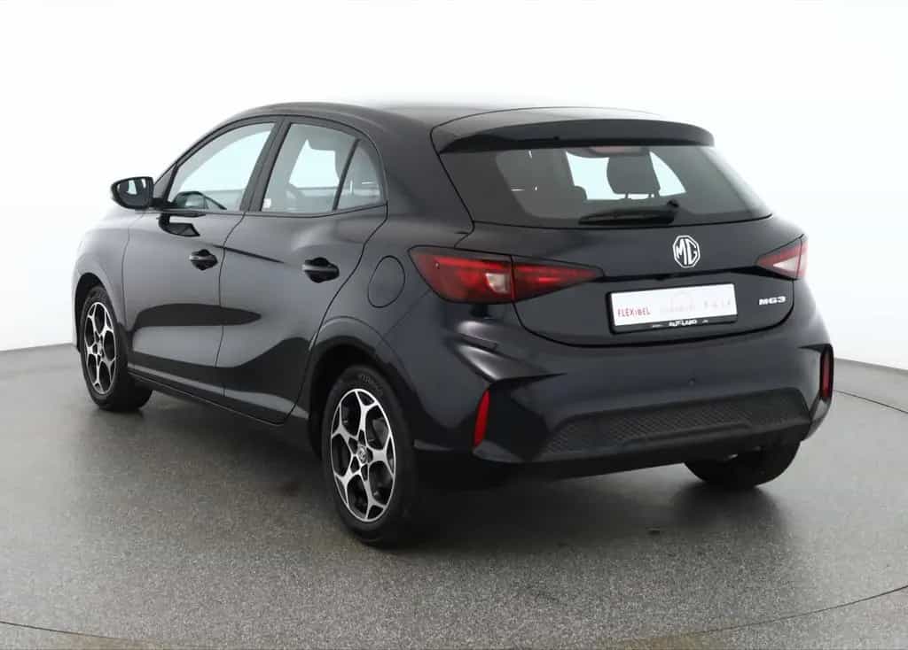 MG MG3 1.5 Comfort LED Navi Kamera 03/2025-photo-2