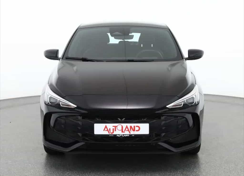MG MG3 1.5 Comfort LED Navi Kamera 03/2025-photo-6