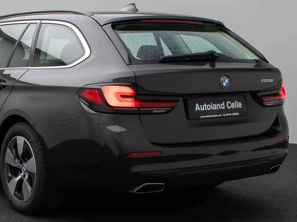 BMW 520 i DAB WLAN CockPitProPDC Sitzhzg LED Alarm 03/2023-photo-14
