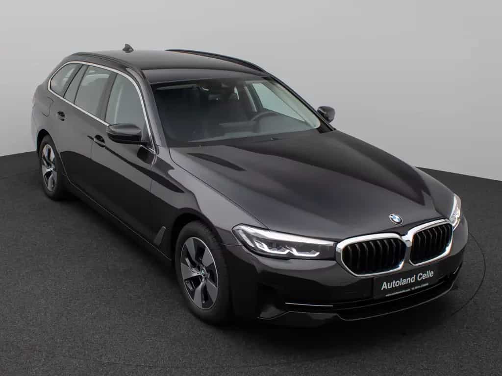 BMW 520 i DAB WLAN CockPitProPDC Sitzhzg LED Alarm 03/2023-photo-2