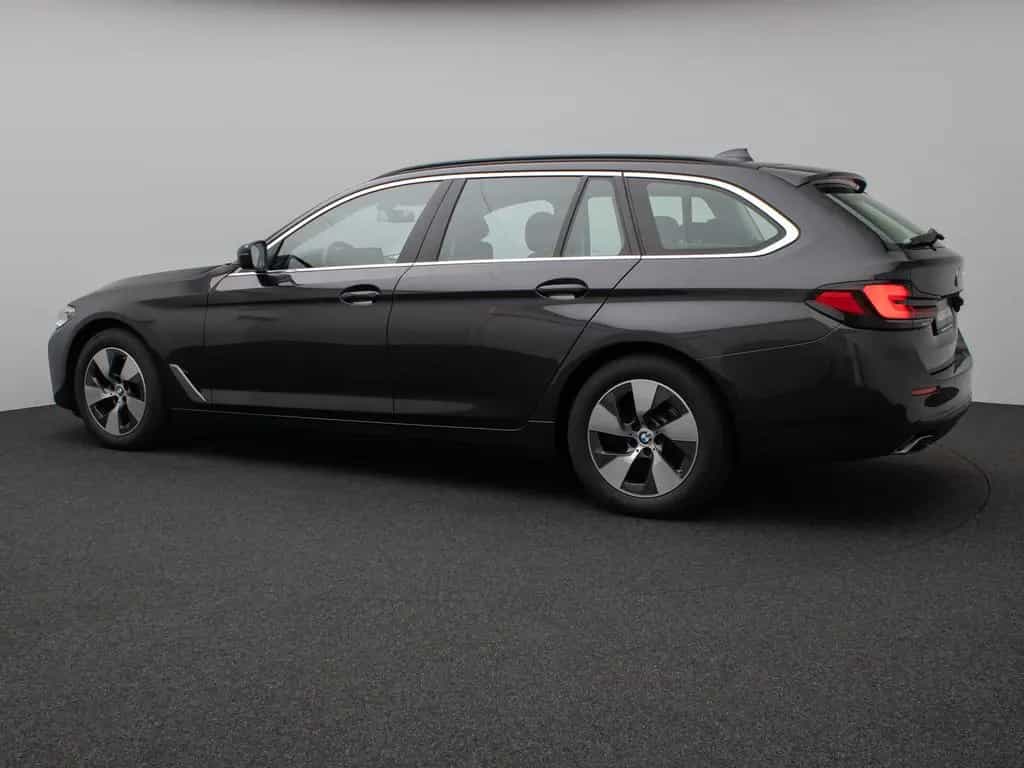 BMW 520 i DAB WLAN CockPitProPDC Sitzhzg LED Alarm 03/2023-photo-9