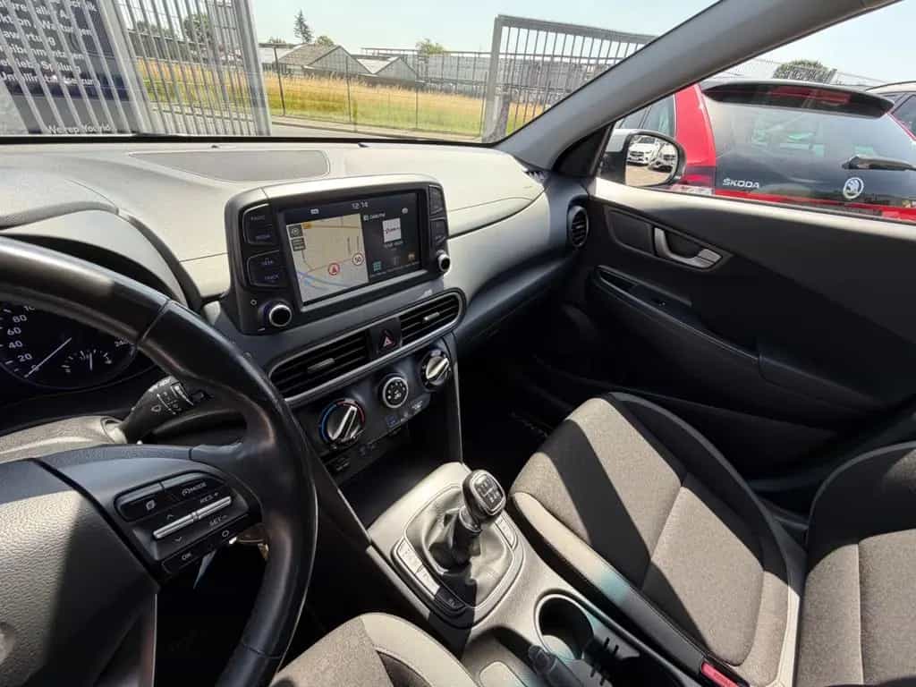 Hyundai KONA Trend 2WD ALU´S KLIMA NAVI GARANTIE 06/2018-photo-12