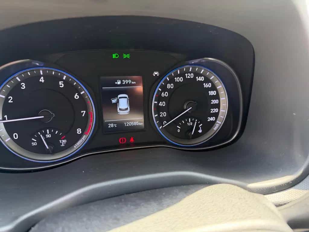 Hyundai KONA Trend 2WD ALU´S KLIMA NAVI GARANTIE 06/2018-photo-20