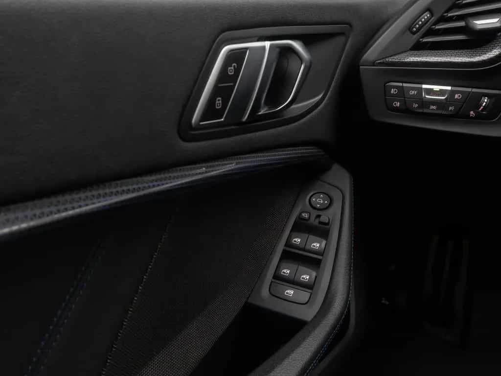 BMW 118 i M Sport DAB Komfort H/K LED Leder 18Zoll 12/2022-photo-30