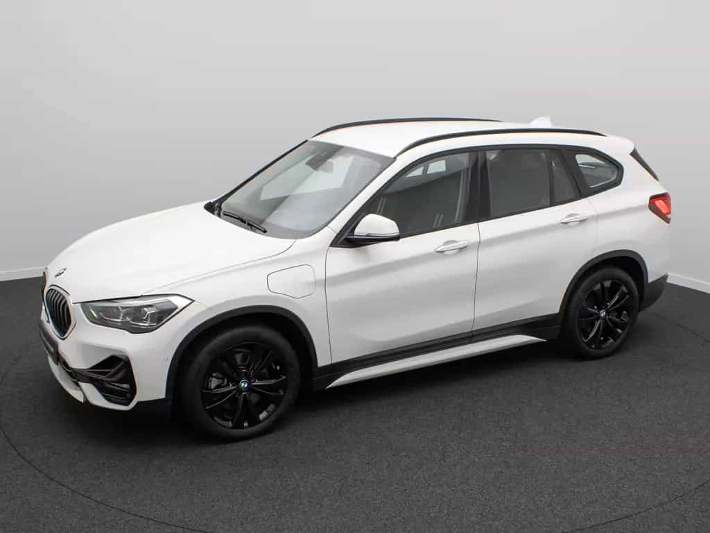 BMW X1 xD25e Sport Line ParkAss DAB Navi LED 18Zoll 03/2021-photo-11