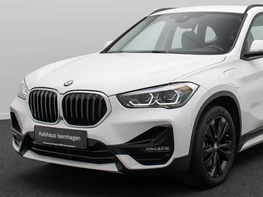 BMW X1 xD25e Sport Line ParkAss DAB Navi LED 18Zoll 03/2021-photo-14
