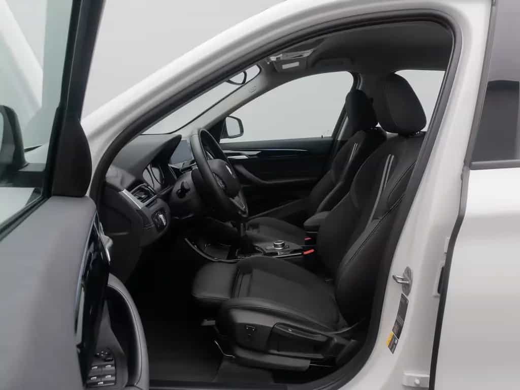 BMW X1 xD25e Sport Line ParkAss DAB Navi LED 18Zoll 03/2021-photo-18