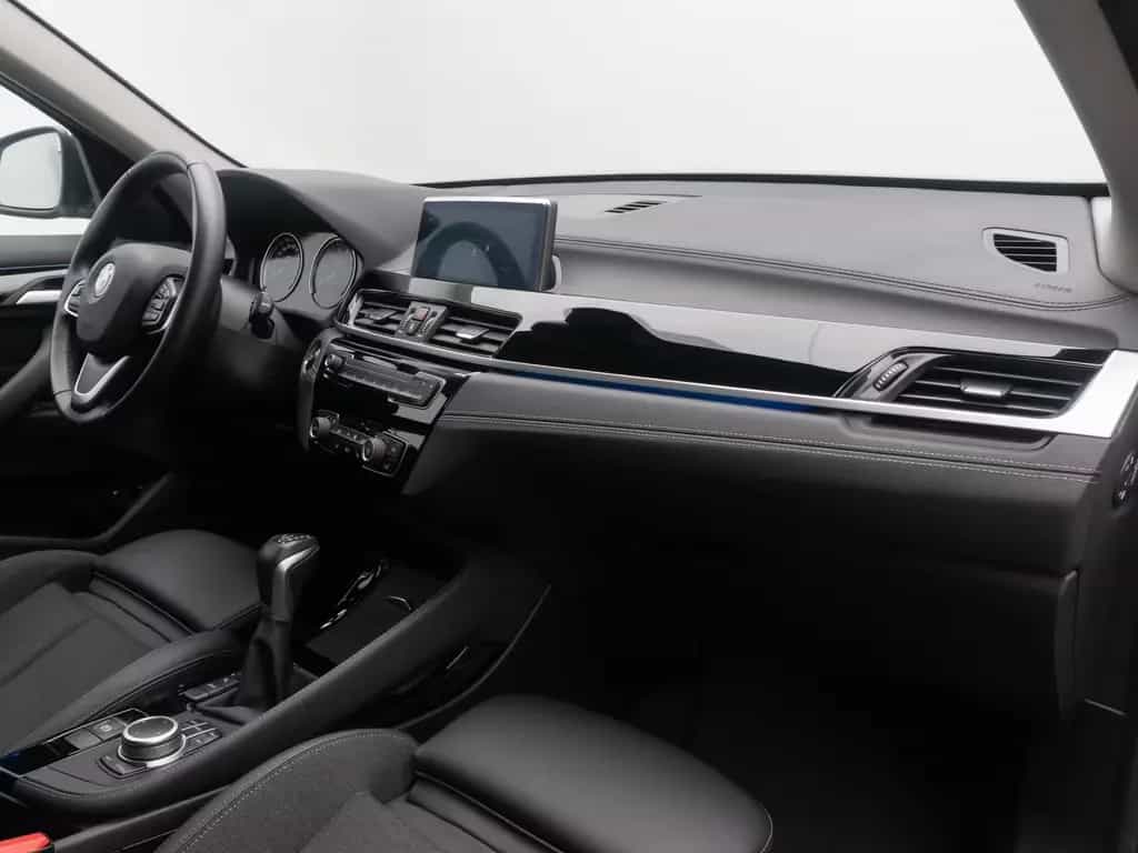 BMW X1 xD25e Sport Line ParkAss DAB Navi LED 18Zoll 03/2021-photo-22