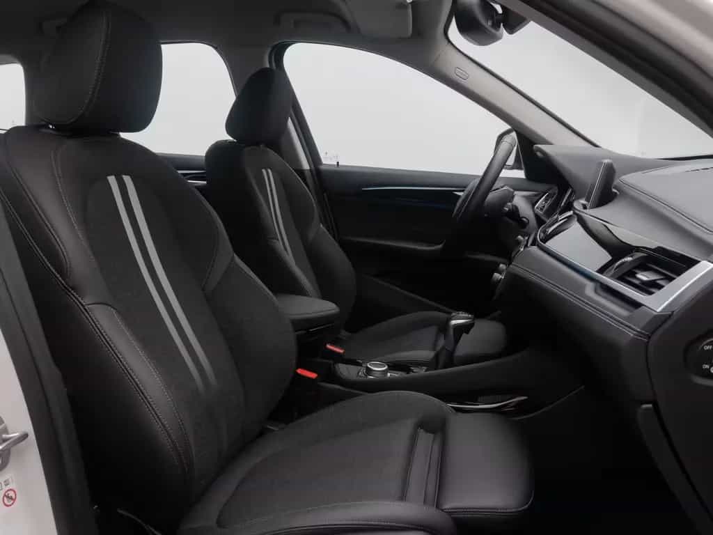 BMW X1 xD25e Sport Line ParkAss DAB Navi LED 18Zoll 03/2021-photo-33