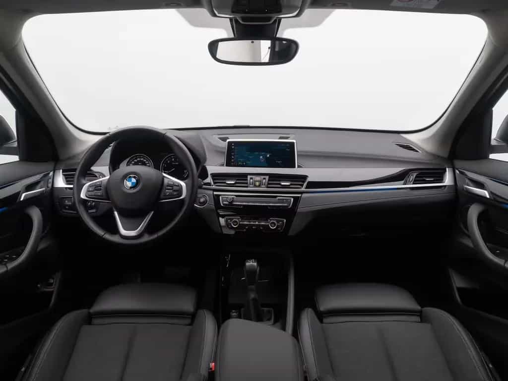 BMW X1 xD25e Sport Line ParkAss DAB Navi LED 18Zoll 03/2021-photo-36