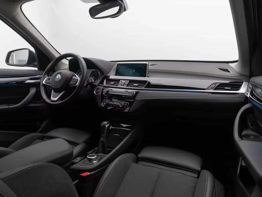 BMW X1 xD25e Sport Line ParkAss DAB Navi LED 18Zoll 03/2021-photo-37