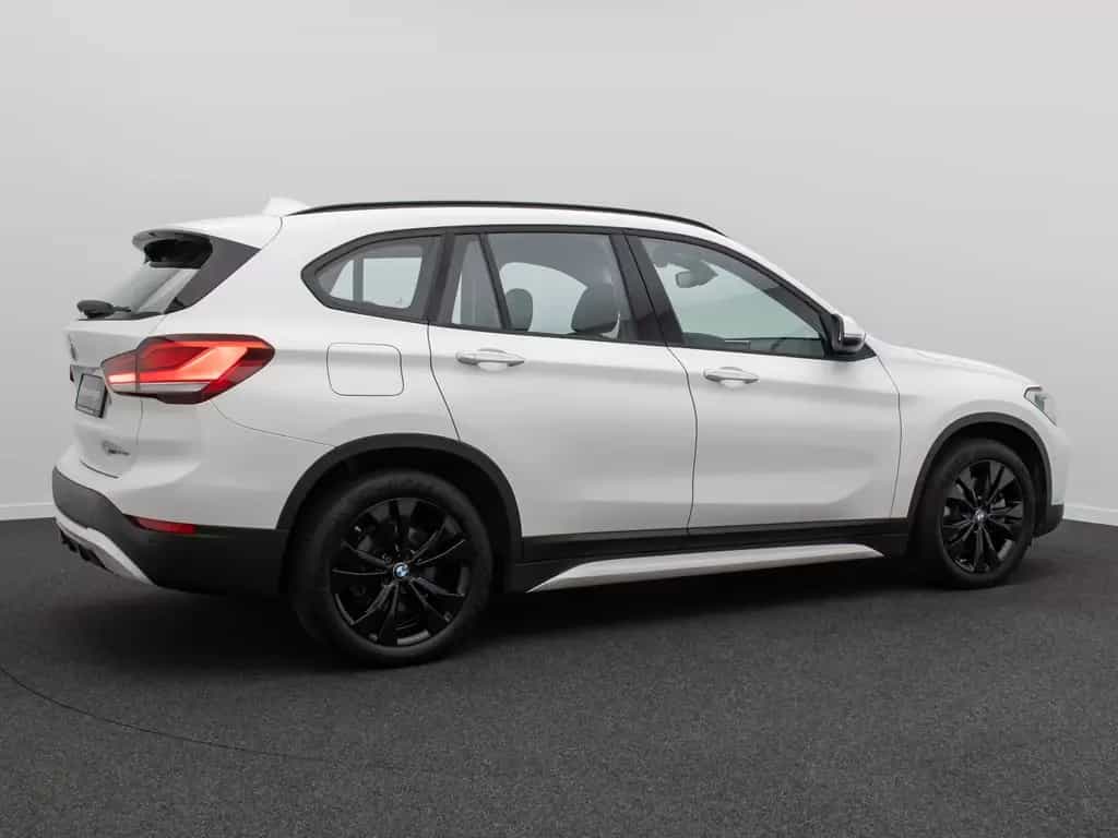 BMW X1 xD25e Sport Line ParkAss DAB Navi LED 18Zoll 03/2021-photo-5