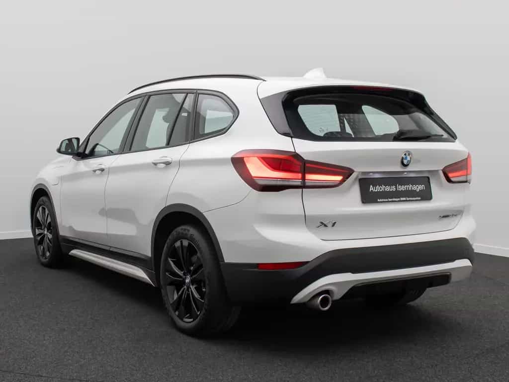 BMW X1 xD25e Sport Line ParkAss DAB Navi LED 18Zoll 03/2021-photo-8