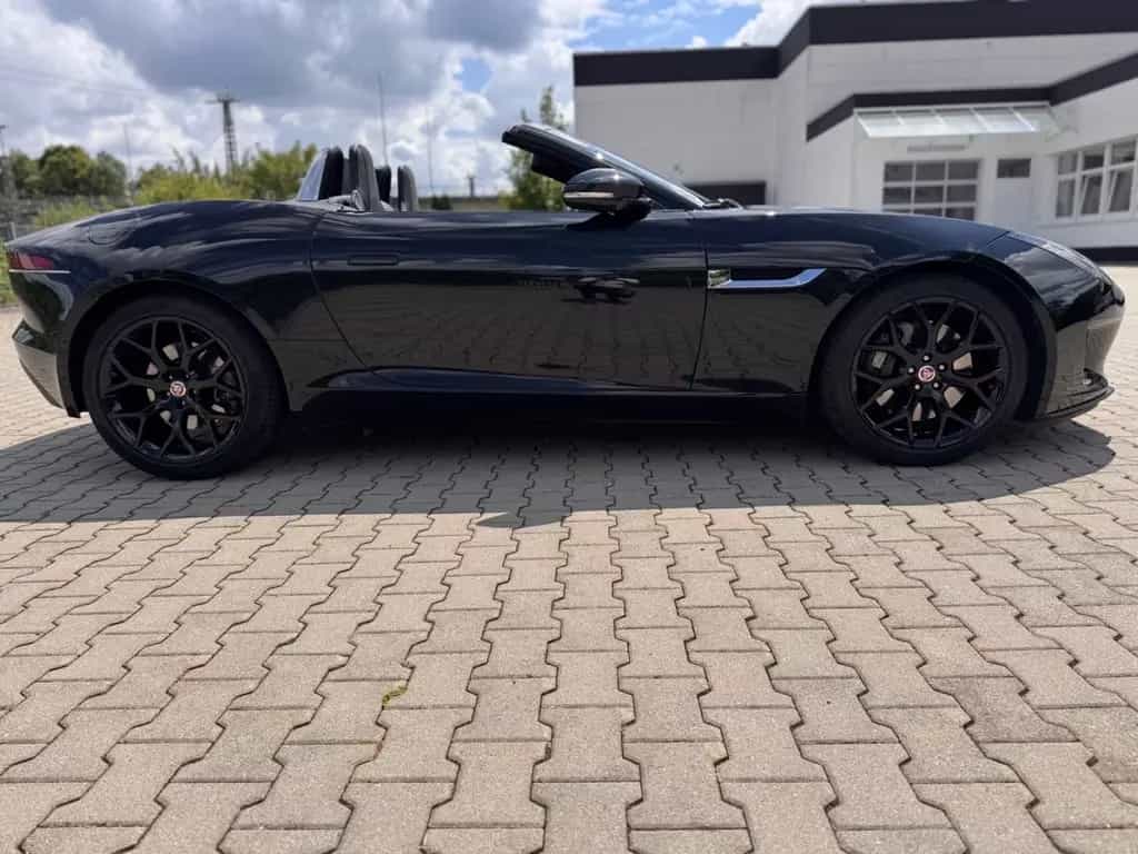 Jaguar F-Type Cabriolet P300 Kamera Klappenauspuff LED 03/2018-photo-11