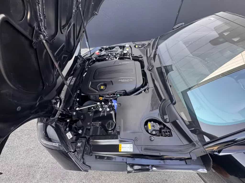 Jaguar F-Type Cabriolet P300 Kamera Klappenauspuff LED 03/2018-photo-19