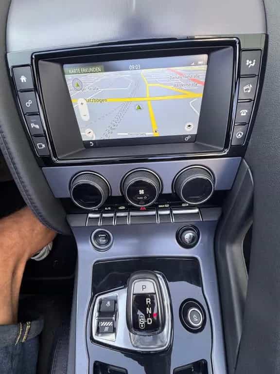 Jaguar F-Type Cabriolet P300 Kamera Klappenauspuff LED 03/2018-photo-23