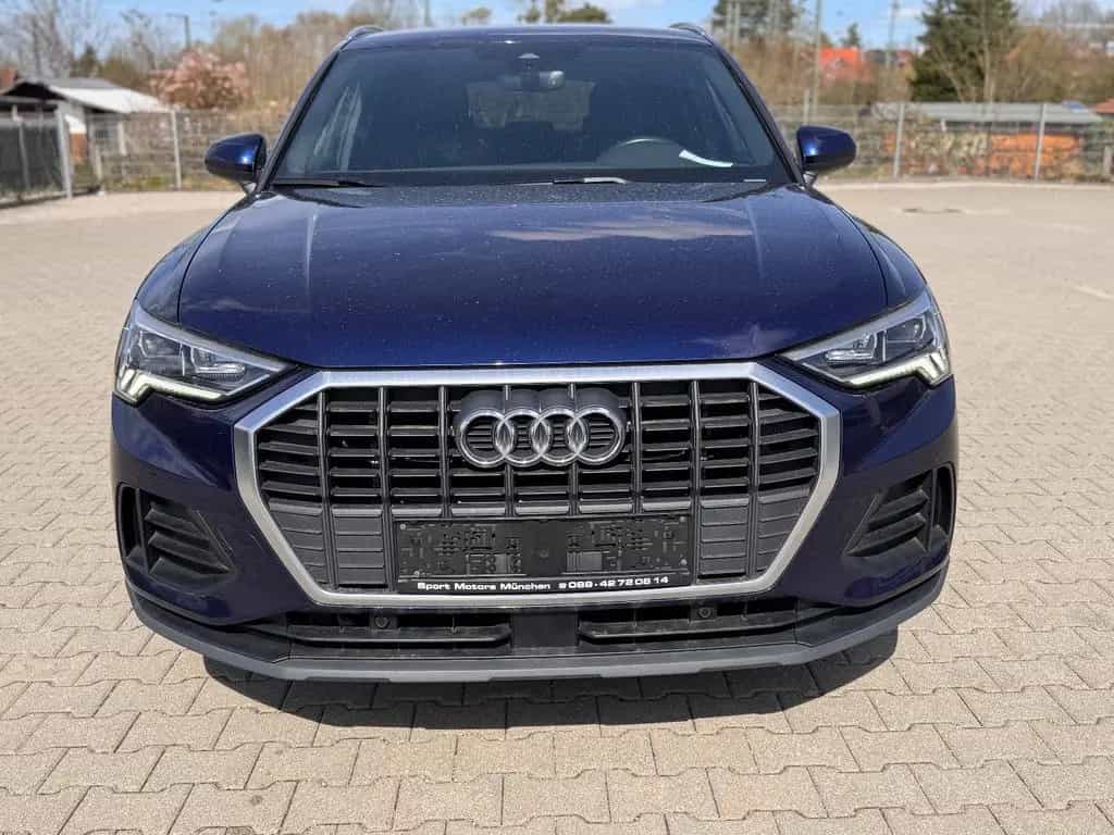 Audi Q3 35 TDI S-LINE  Virtual LED AHK 19Zoll Kamera 06/2021-photo-7