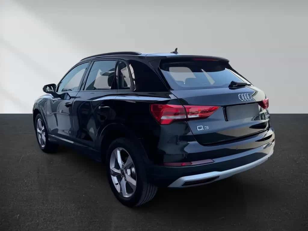 Audi Q3 35 1.5 TFSI S LINE Leder Kamera elektr. AH... 12/2023-photo-2