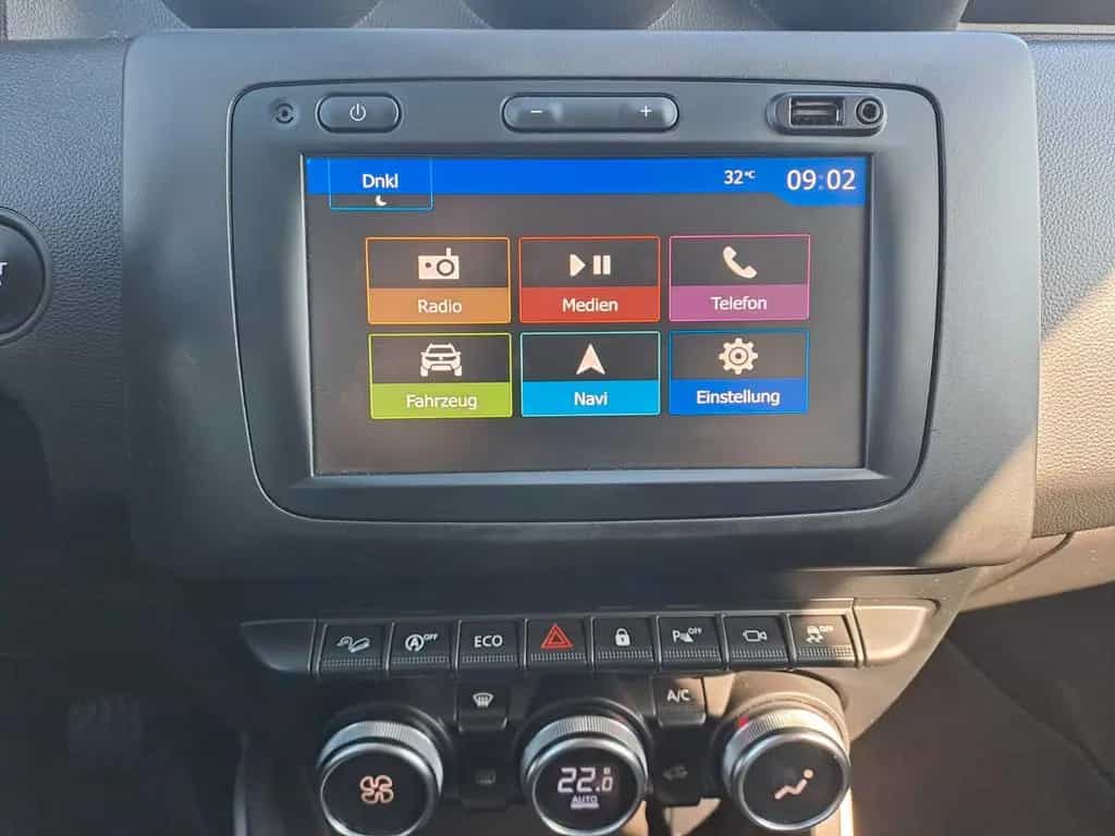 Dacia Duster II Celebration 4WD 06/2021-photo-20