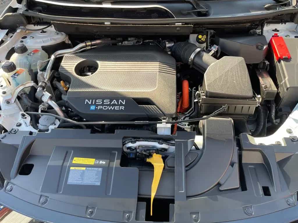 Nissan Qashqai 1,5 Automatik/Klima/Navi/Kamera/LED/PDC 11/2025-photo-35