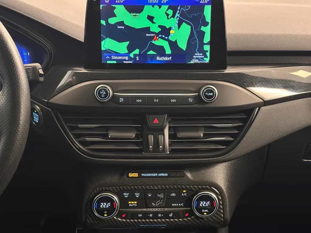 Ford Focus ST*Pano-Dach*Navi*LED*PDC*1.Hand* 12/2020-photo-11