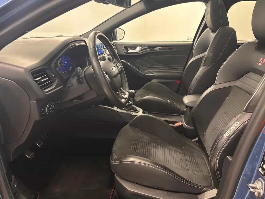 Ford Focus ST*Pano-Dach*Navi*LED*PDC*1.Hand* 12/2020-photo-9