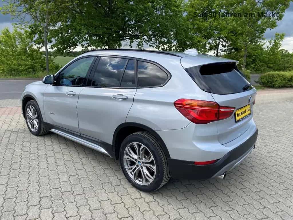 BMW X1 xDrive 20,D Sport Line,LED,AHK,SH,Navi,PDC,Ka 09/2017-photo-1