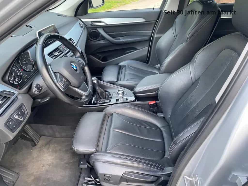 BMW X1 xDrive 20,D Sport Line,LED,AHK,SH,Navi,PDC,Ka 09/2017-photo-12