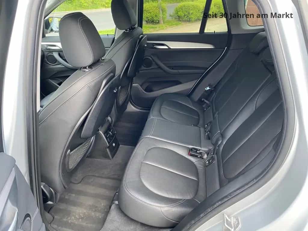 BMW X1 xDrive 20,D Sport Line,LED,AHK,SH,Navi,PDC,Ka 09/2017-photo-8